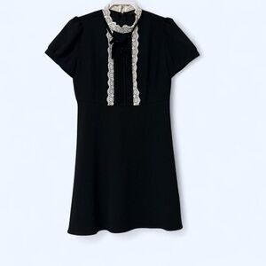 Black & white lacy puff sleeve Forever 21 dress